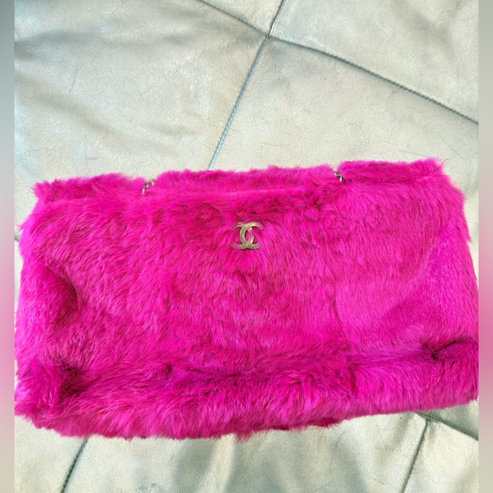 AUTHENTIC CHANEL LAPIN RABBIT FUR HOT PINK PURSE DOUBLE CHAIN STRAP CLUTCH RARE - Picture 14 of 16
